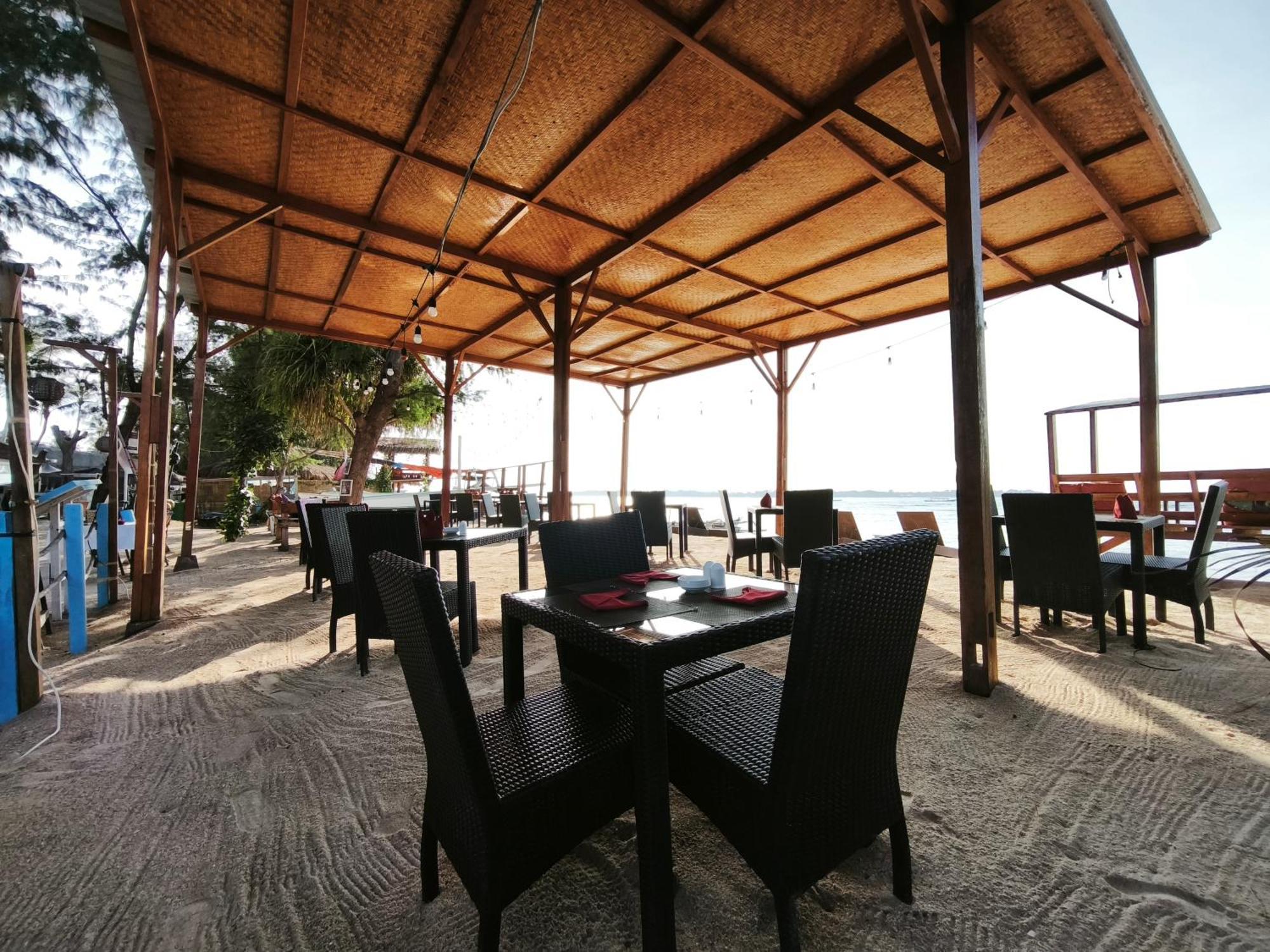 Matahari Bungalow 3 Gili Air Exteriér fotografie